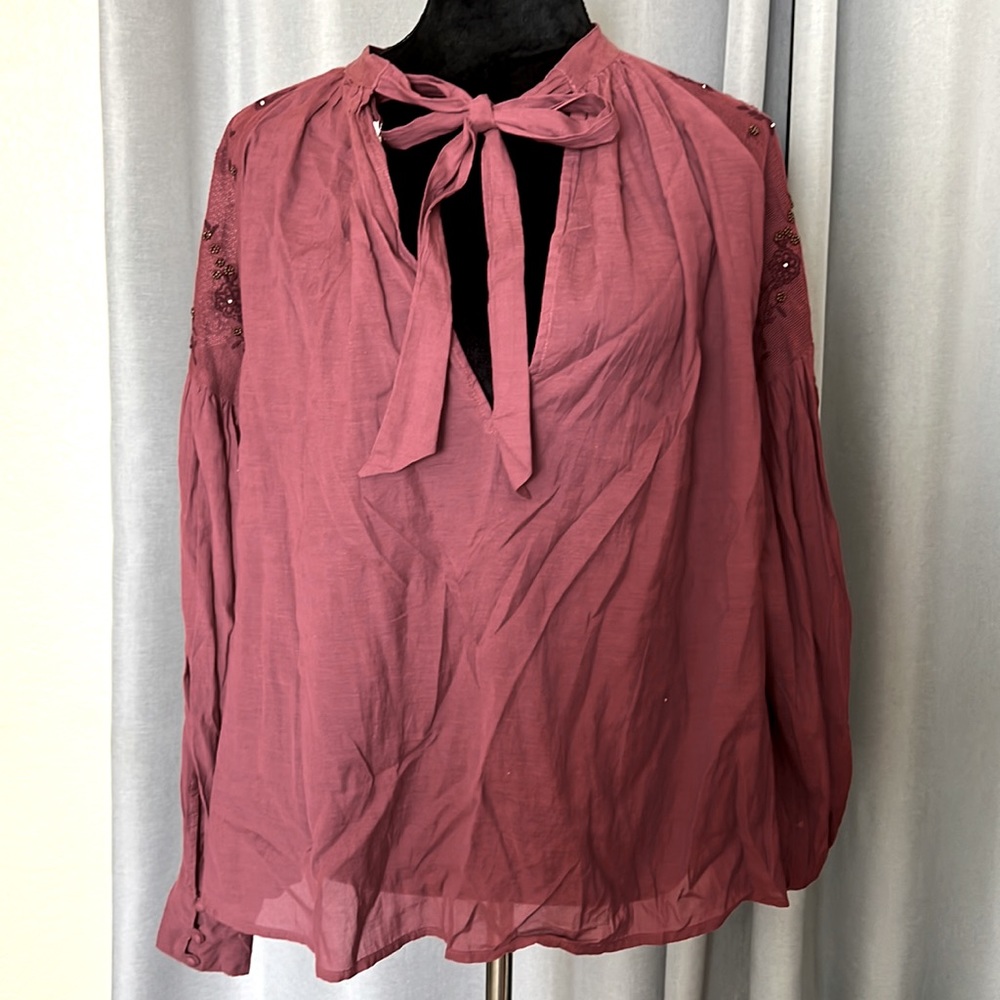 Flowy Free People blouse in dark mauve/wine color in M